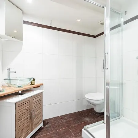 Atypical Cozy 1 Bdr Old Town *