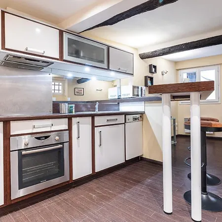 Atypical Cozy 1 Bdr Old Town *