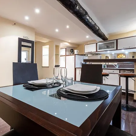 Atypical Cozy 1 Bdr Old Town Daire Nice