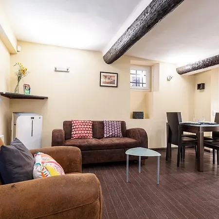 Atypical Cozy 1 Bdr Old Town Daire