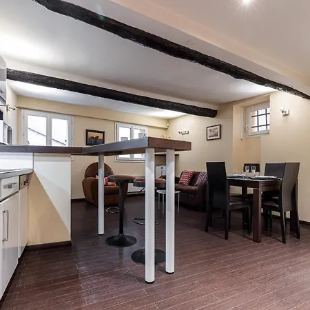 Daire Atypical Cozy 1 Bdr Old Town